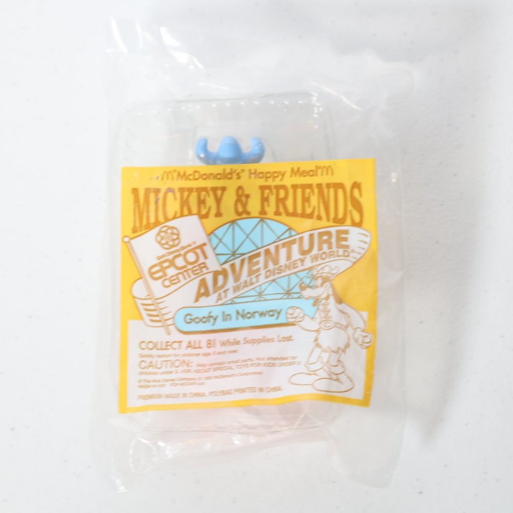 1993 McDonalds Happy Meal Mickey and Friends Goofy In Norway
